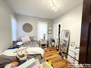 24 Pond St, Unit 1 in Boston, MA - Building Photo - Building Photo
