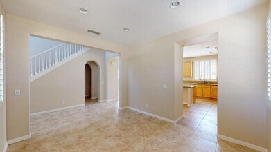 36425 Fallingstar Pl in Palmdale, CA - Building Photo - Building Photo