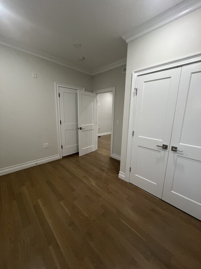 14 Mount Hood Rd, Unit 1 in Boston, MA - Building Photo - Building Photo