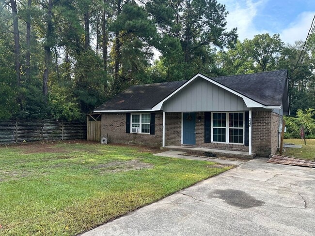 property at 226 Sequoia Cir