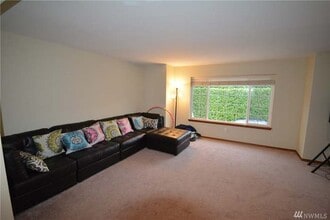 1513 147th Pl SW in Lynnwood, WA - Foto de edificio - Building Photo