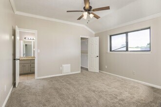 6219 Ray Dr in Pasadena, TX - Building Photo - Building Photo