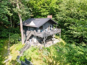 25 Hilltop Dr in Newbury, NH - Building Photo - Building Photo