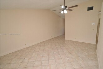 278 SW 7th St in Dania Beach, FL - Building Photo - Building Photo