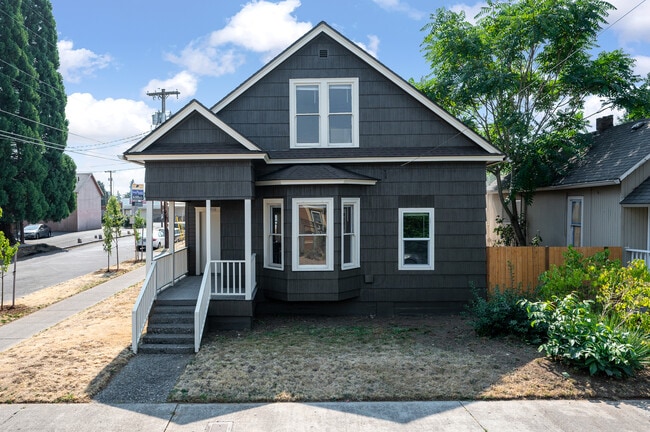 property at 6836 SE Long St