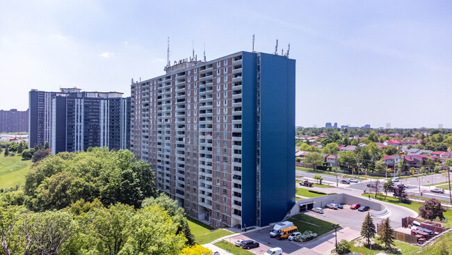 Kipling Heights in Toronto, ON - Building Photo - Building Photo