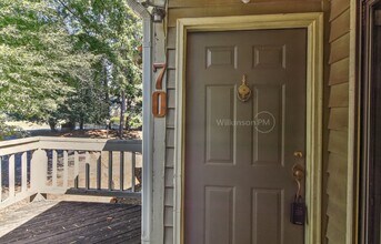 1612 Sharon Rd W-Unit -70 in Charlotte, NC - Building Photo - Building Photo