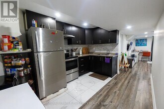 49 Pellegrino Rd in Brampton, ON - Building Photo - Building Photo