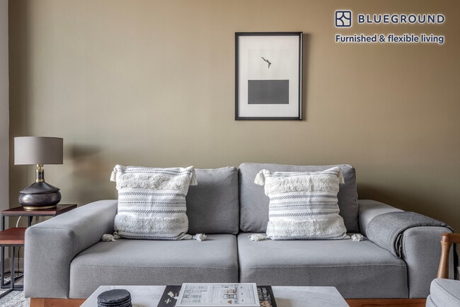 7707 Wisconsin Ave in Bethesda, MD - Building Photo - Building Photo