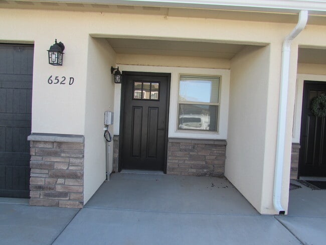 property at 652 Emma Ln