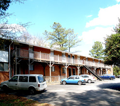 1250 Old Powder Springs Rd in Mableton, GA - Building Photo - Building Photo