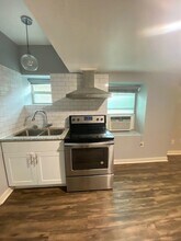 4630 Woodside St in Houston, TX - Building Photo - Building Photo