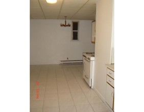45-49 Everrett St in Everett, MA - Foto de edificio - Other