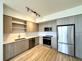 512 SW 4th Ave, Unit B52 in Miami, FL - Building Photo