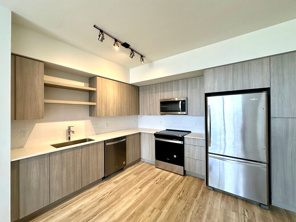 512 SW 4th Ave, Unit B52 in Miami, FL - Building Photo