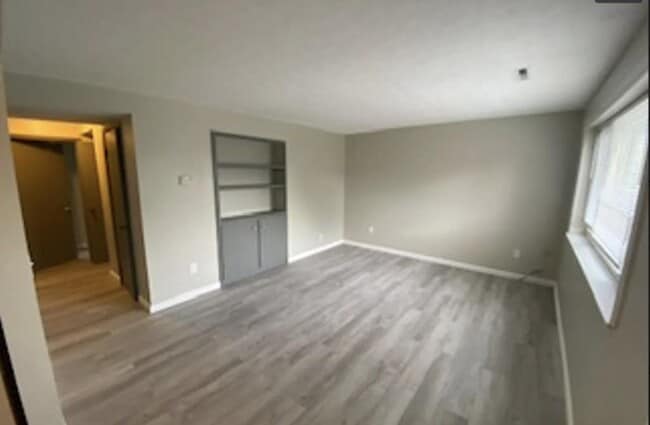 property at 355 E 20th Ave