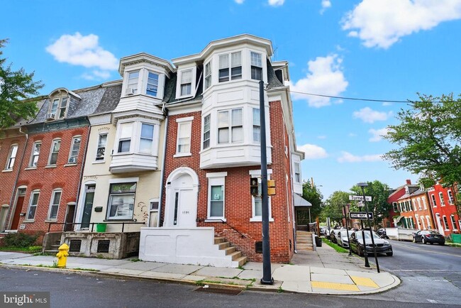 property at 1101 W Turner St