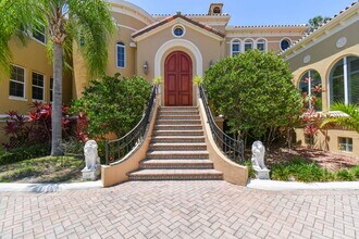 507 S 58th St in Tampa, FL - Foto de edificio - Building Photo