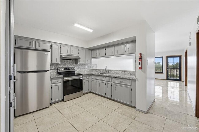 16 Ashley Dr in Pharr, TX - Building Photo - Building Photo