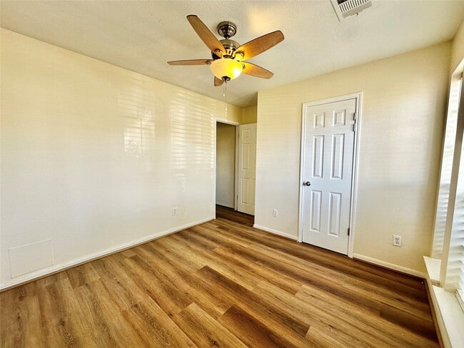 15503 Town Green Dr in Houston, TX - Building Photo - Building Photo