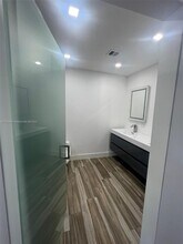 944 Polk St in Hollywood, FL - Building Photo - Building Photo