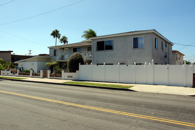 951 McCarthy Ct in El Segundo, CA - Building Photo - Building Photo