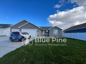 3755 Harrington Rd in Idaho Falls, ID - Building Photo