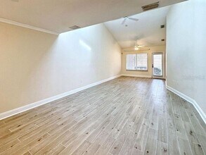 13634 Lake Point Dr S in Clearwater, FL - Building Photo - Building Photo