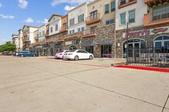 Villas di Lucca in Mansfield, TX - Building Photo - Building Photo