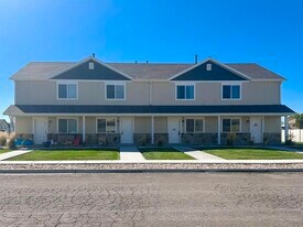 483 N 2650 W in Tremonton, UT - Building Photo