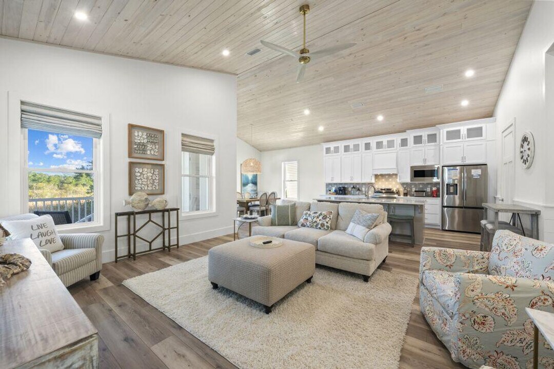 23011 Perdido Beach Blvd in Orange Beach, AL - Building Photo