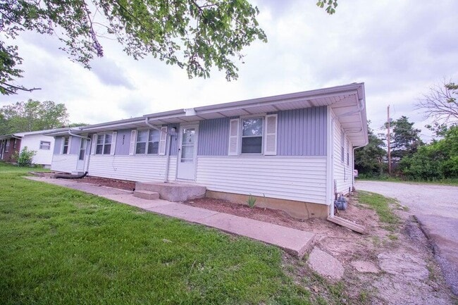 2817 N Willowbrook Rd