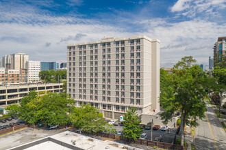 Calvin Court Apartments in Atlanta, GA - Building Photo - Building Photo