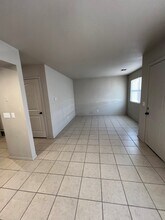 2940 McClelland Blvd, Unit 2940 C in Joplin, MO - Foto de edificio - Building Photo