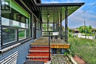 6 Lucerne Pl in St Catharines, ON - Building Photo - Building Photo