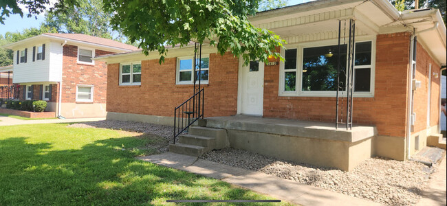 property at 3412 Winnland Dr