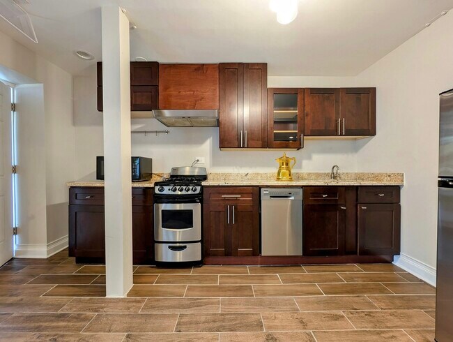 517 S Campbell Ave in Chicago, IL - Building Photo - Building Photo
