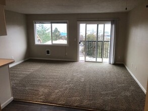 Portland Terrace in Portland, OR - Building Photo - Interior Photo