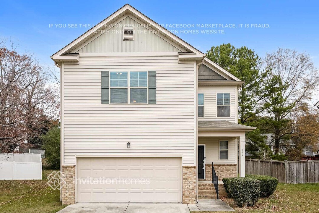 604 Brookfield Dr in Knightdale, NC - Building Photo