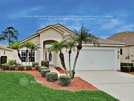 8071 Kingswood Way in Melbourne, FL - Building Photo