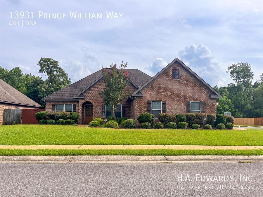 13931 Prince William Way in Northport, AL - Building Photo