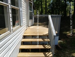 50 Crest Rd in Carrollton, GA - Foto de edificio - Building Photo