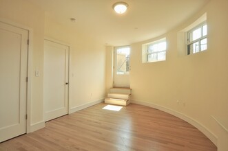 868 Beacon St, Unit 1 in Boston, MA - Building Photo - Building Photo