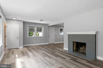 405 Hamilton Rd in Glassboro, NJ - Building Photo - Building Photo