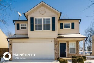 929 Nicole Way in New Whiteland, IN - Building Photo