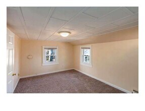 210 Friendship Cir in Winston-Salem, NC - Foto de edificio - Building Photo