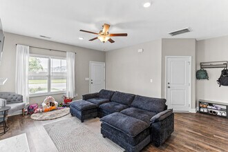 1535 Grey Cliff Run in Wilmington, NC - Building Photo - Building Photo