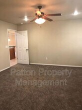 6809 Nick St in Amarillo, TX - Foto de edificio - Building Photo