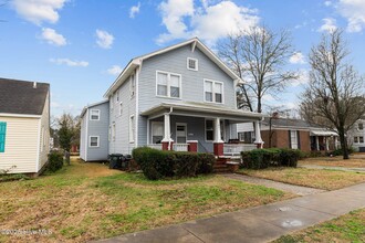 1821 Spencer Ave in New Bern, NC - Building Photo - Building Photo