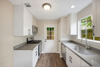 909 Littleport Ln in Channelview, TX - Building Photo - Building Photo